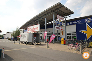 Kaufland mit Fachmärkten und Backshop